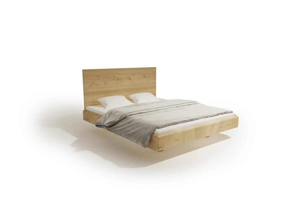 Levitujúca manželská posteľ z dubového dreva s vysokým čelom, rám postele má zaoblené hrany, pohľad zboku.